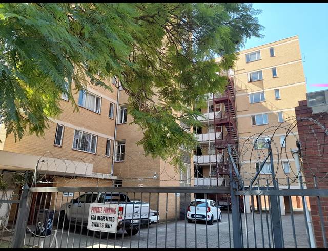 2 BEDROOM FLAT FOR SALE IN SUNNYSIDE